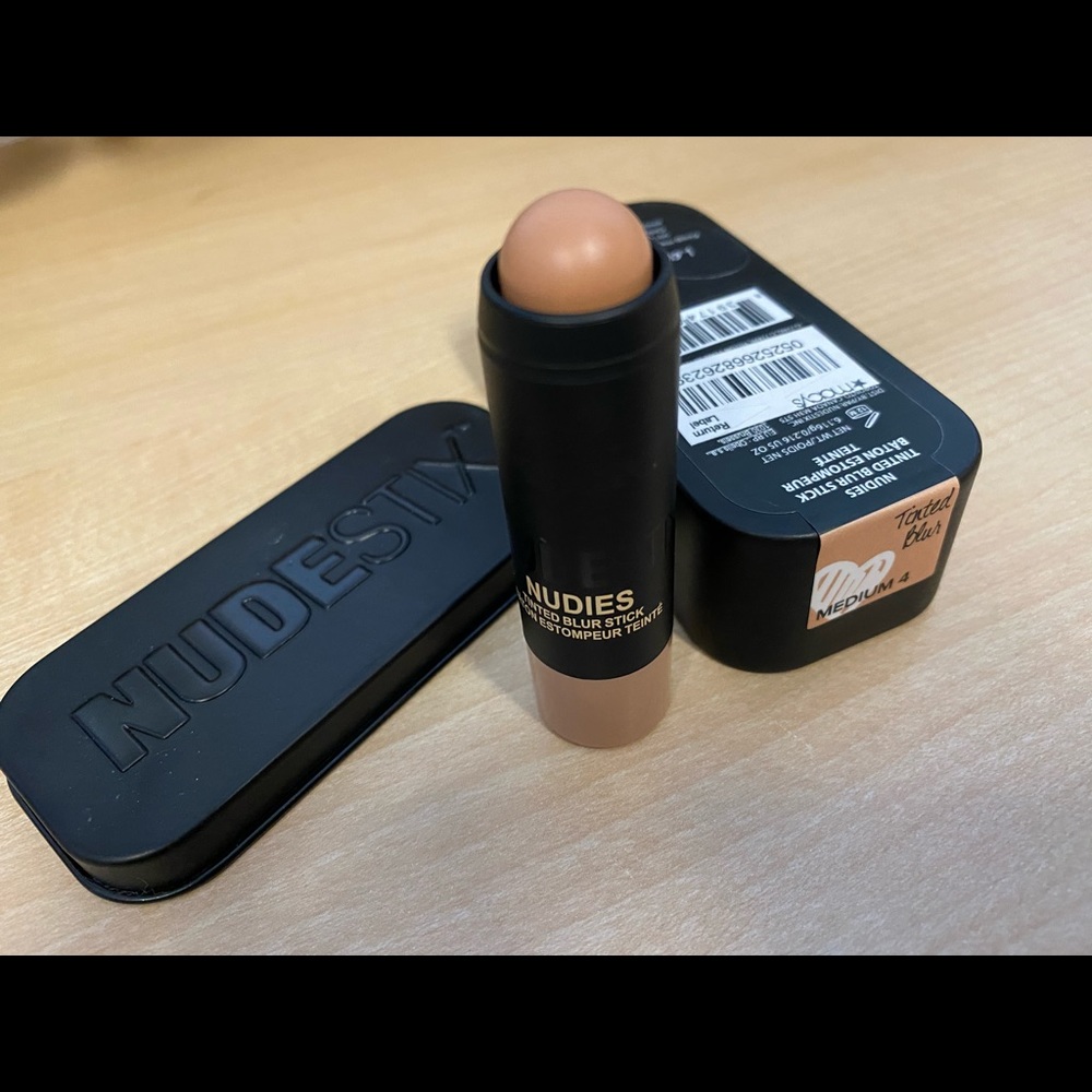 NUDESTIX NUDIES TINTED BLUR STICK - MEDIUM 4
